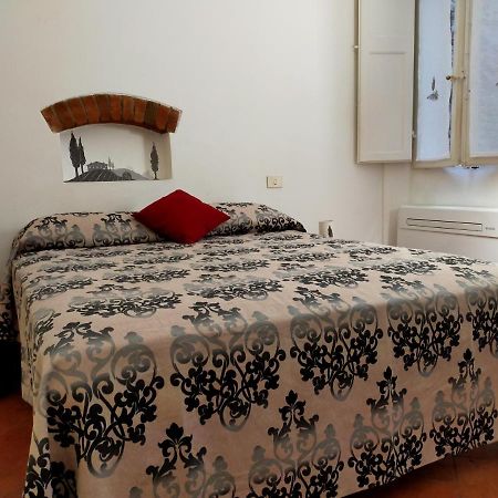 Fuga D'Archi Apartment Siena Exterior photo